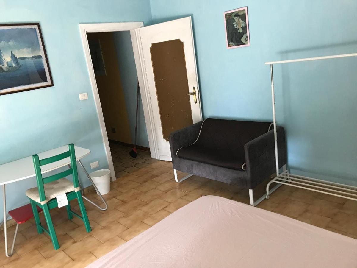 Отель La Casa Di Paola Рим Экстерьер фото